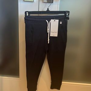 Navy sweatpants BOYS sovereign code kids NWT